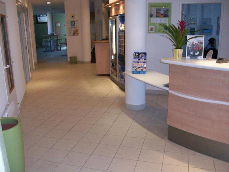 ibis budget Nanterre La Defense Exterior foto