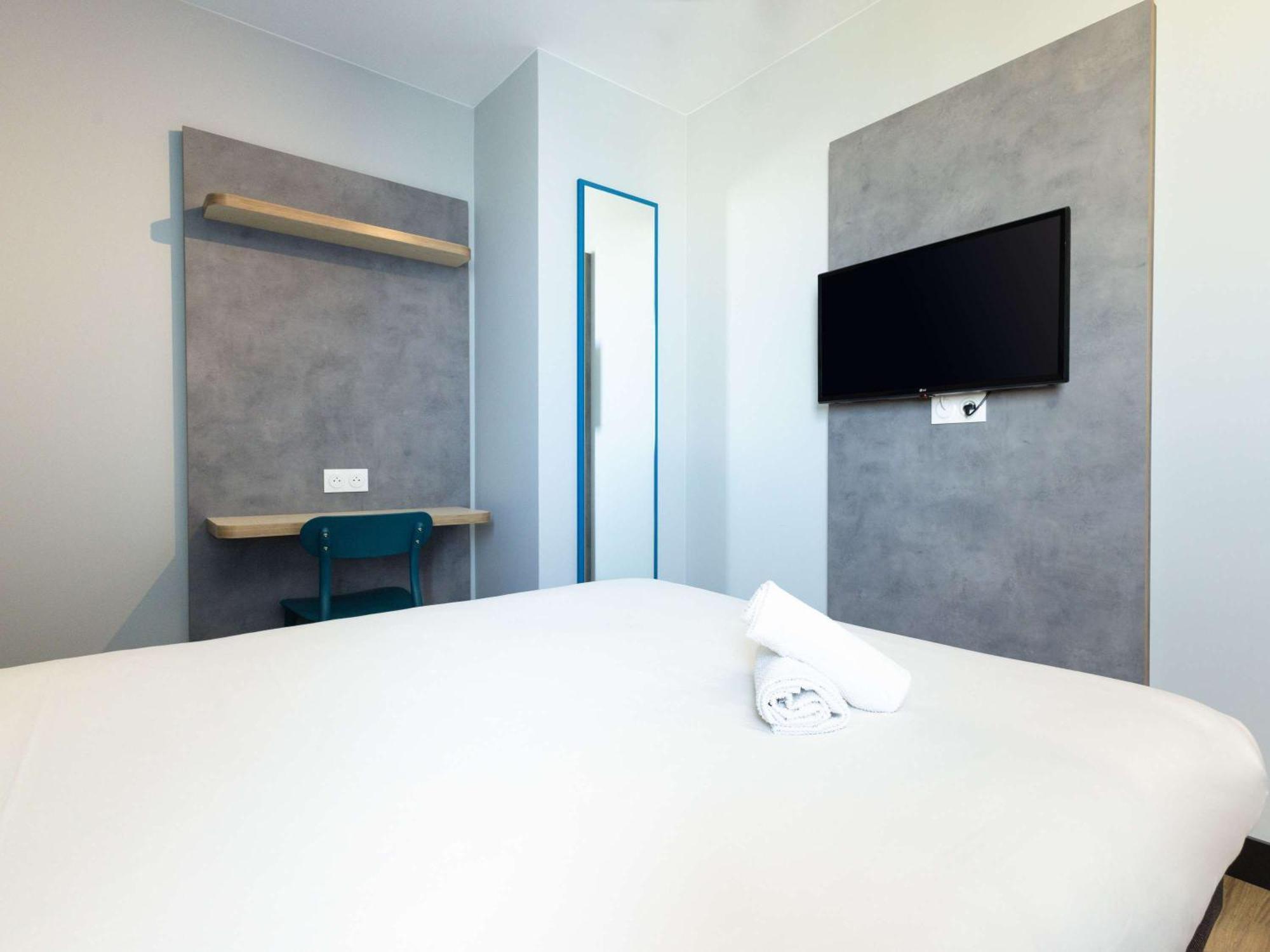 ibis budget Nanterre La Defense Exterior foto