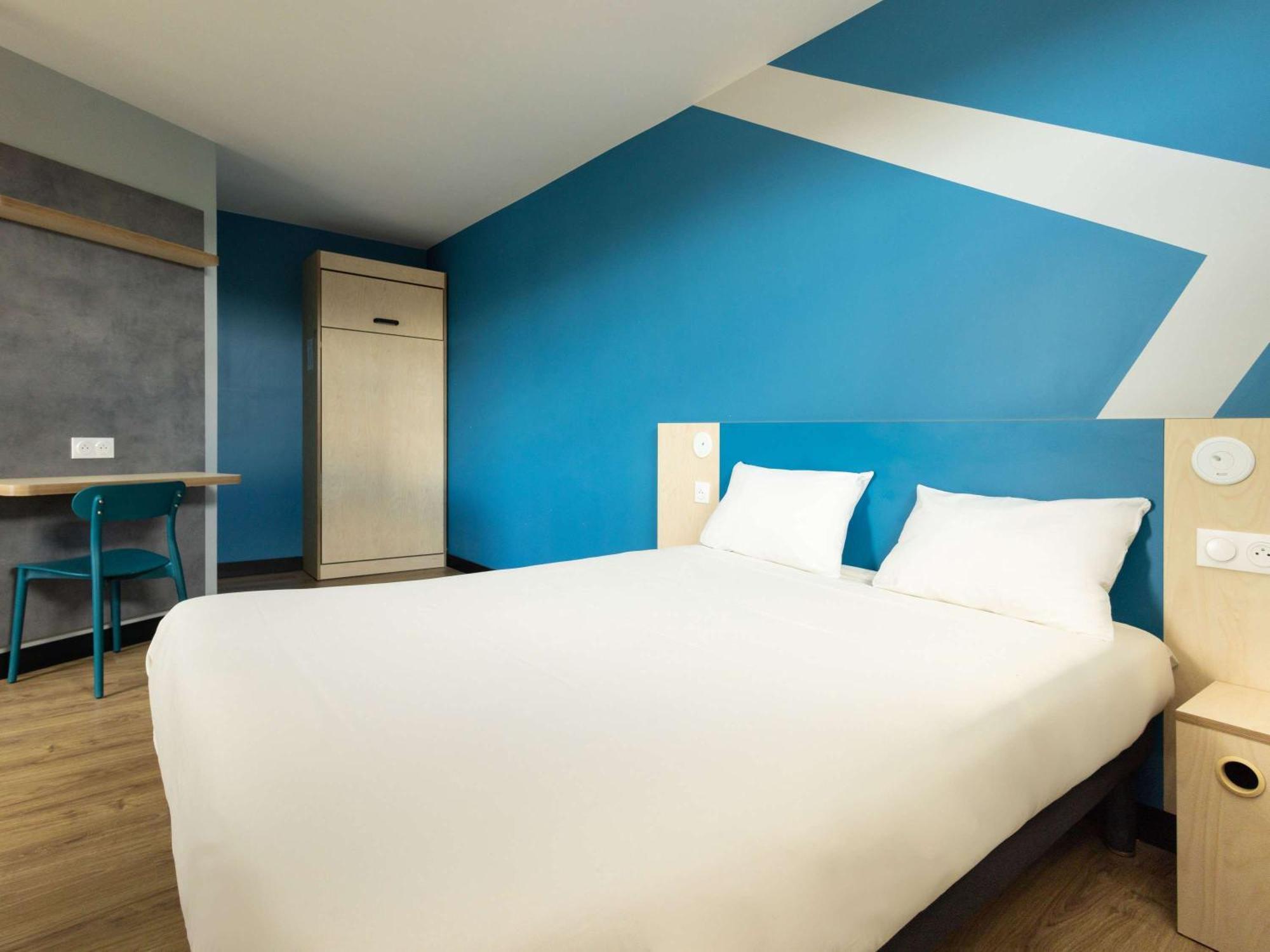 ibis budget Nanterre La Defense Exterior foto
