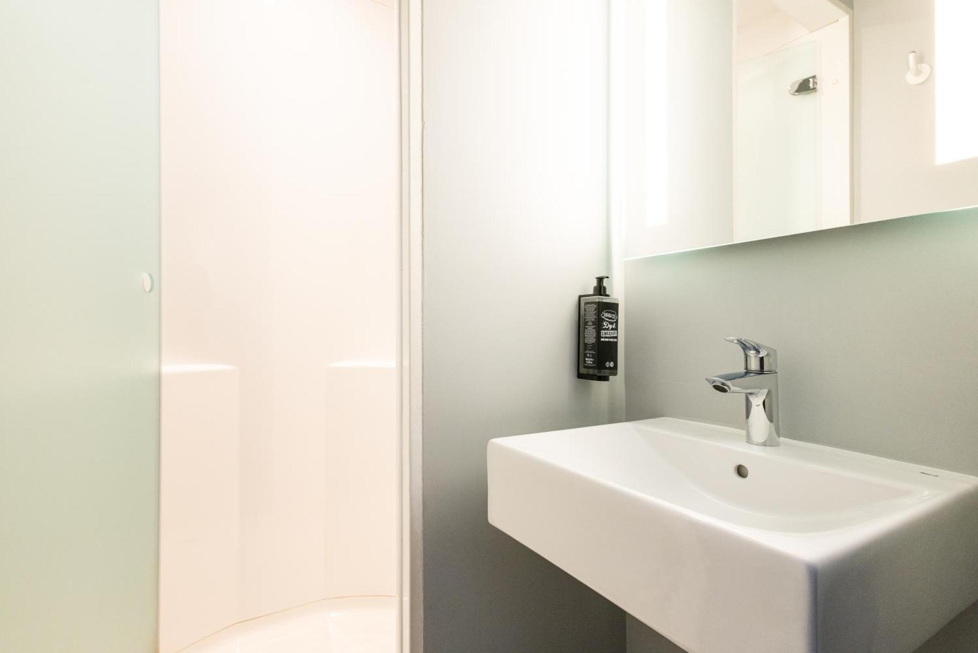ibis budget Nanterre La Defense Exterior foto