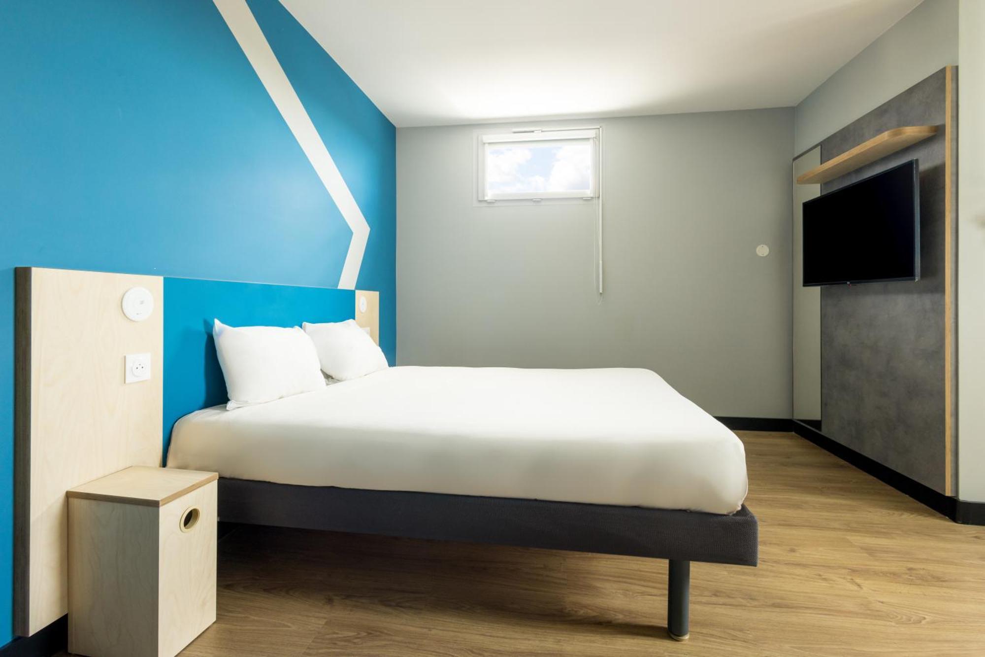 ibis budget Nanterre La Defense Exterior foto