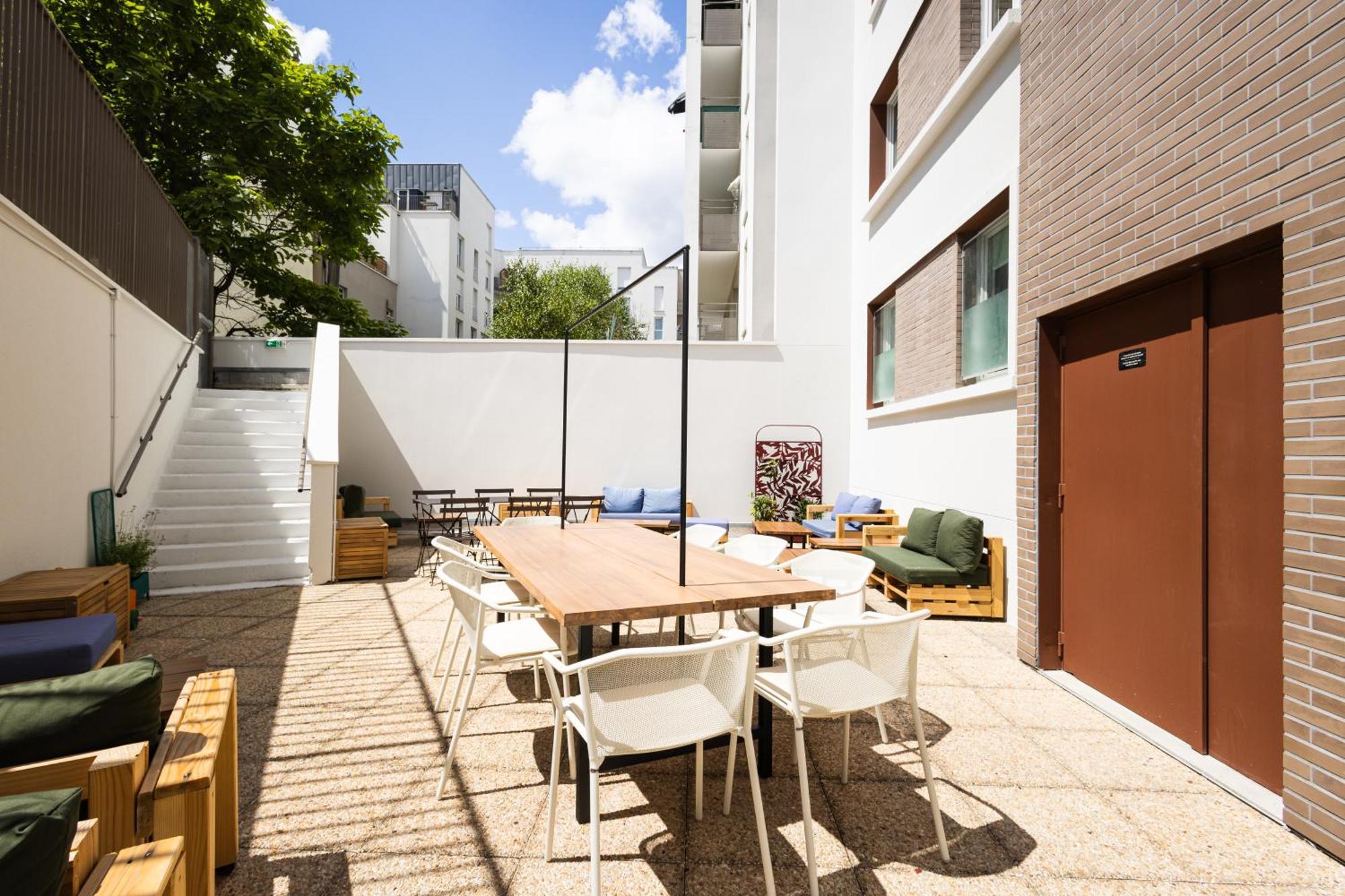 ibis budget Nanterre La Defense Exterior foto