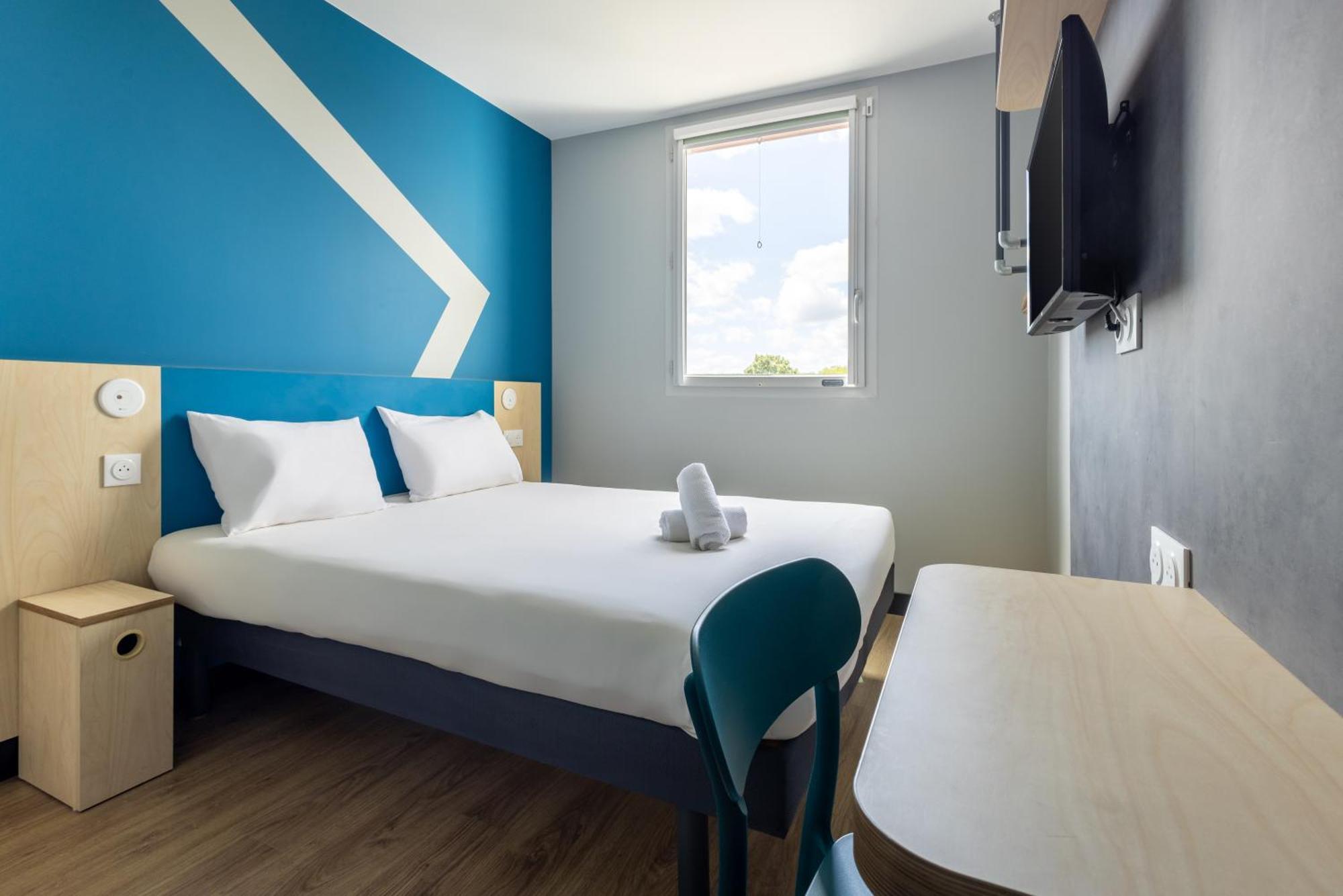 ibis budget Nanterre La Defense Exterior foto